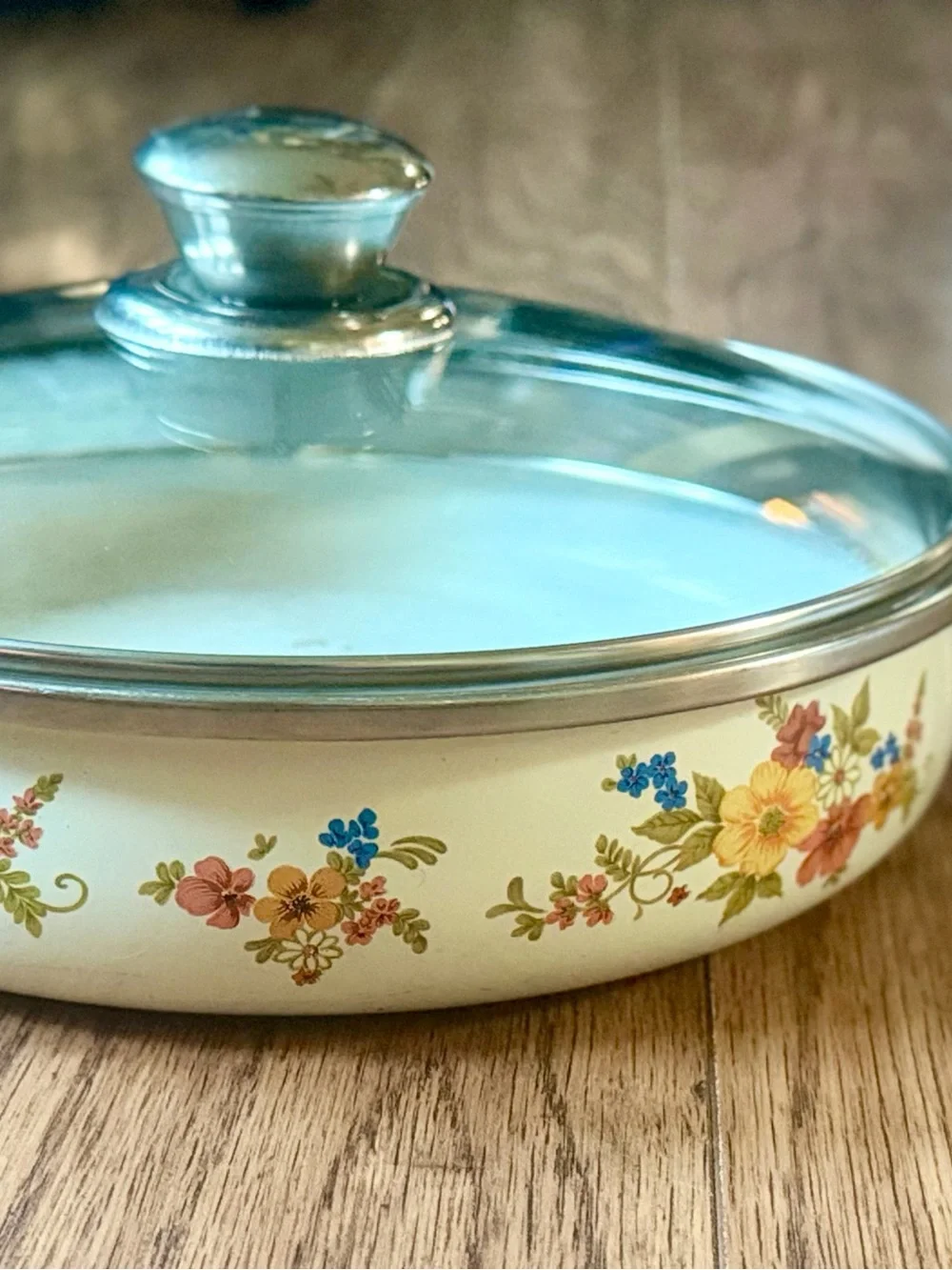 Vintage 70's JMP Sweet Flowers Floral Enamelware Pan Lid Retro Cookware Set